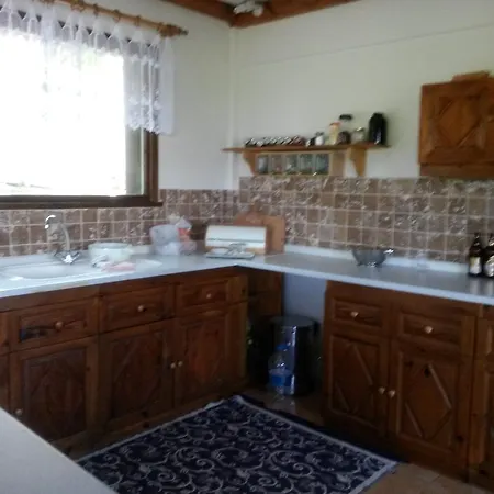 Country Yanik Villa *