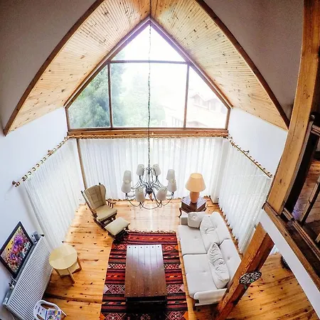 Country Yanik Villa